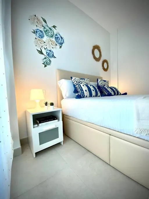 Mychoice Diana Apartment Rota 0*,